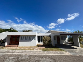 Urb. Alturas De Jacaranda, Casa en Ponce